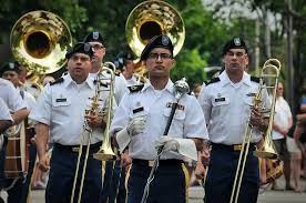 Illinois Army National Guard Band Makes Elmhurst Parade Debut